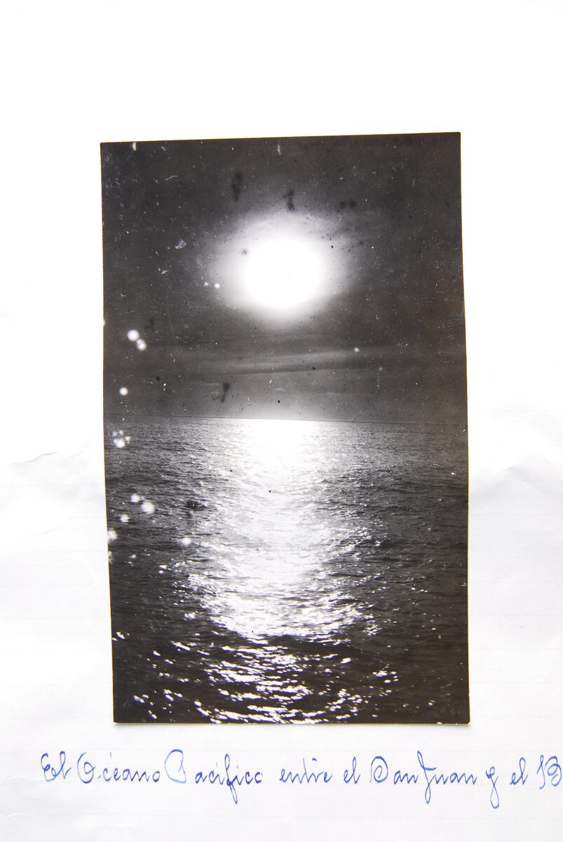 Álbum de fotografías - Archivo General de la Nación